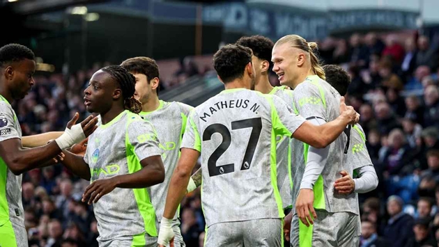 Ngôi đầu Ngoại hạng Anh và cái giá đắt của Manchester City